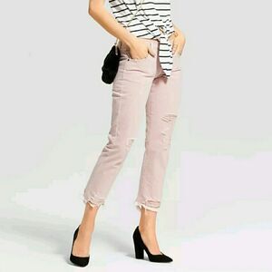 NWT Mossimo Boyfriend Crop W/ Raw Hem